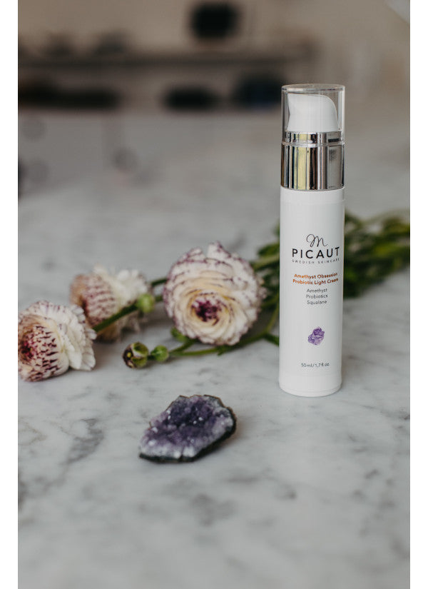 M Picaut – Amethyst Obsession Probiotic Balancing Cream